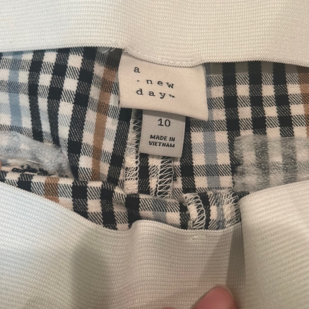 Target Pull on ankle pants - Picture 3 of 3